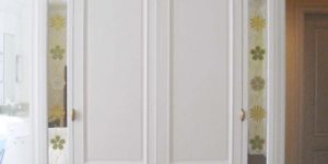 Christianson Lee Studios verre églomisé inset Bedroom wall panels