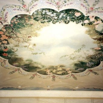 Christianson Lee Studios Dressing Room ceiling floral and fauna mural