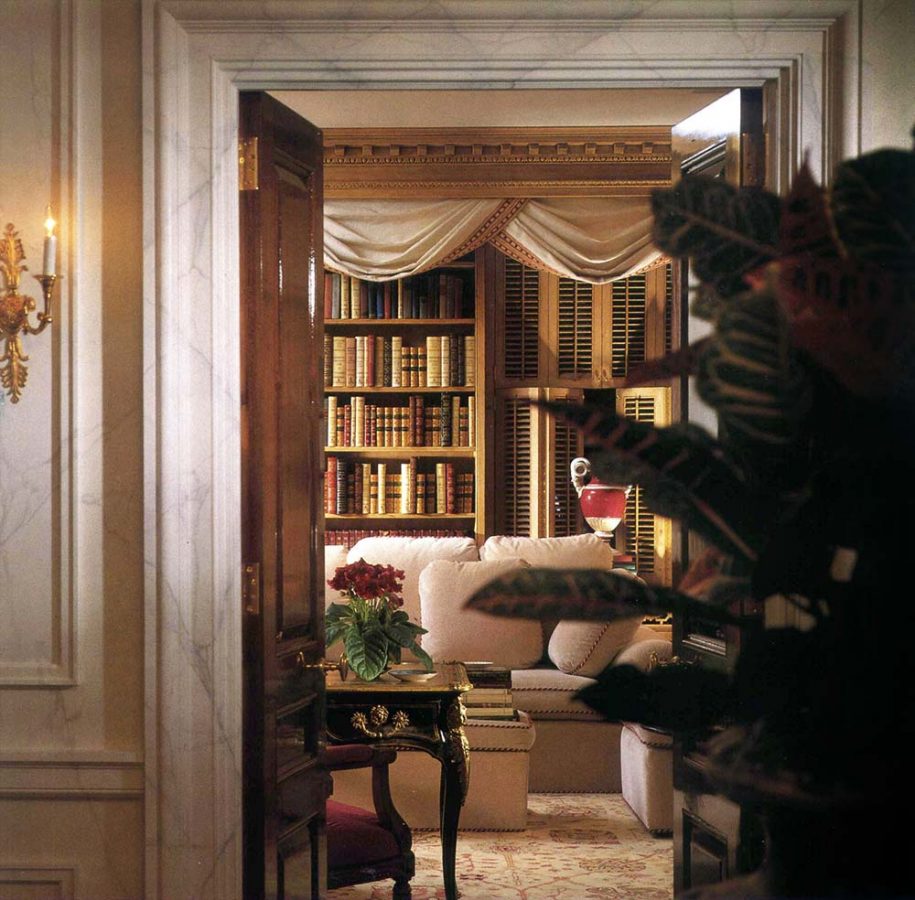 Christianson Lee Studios marbleized Foyer walls