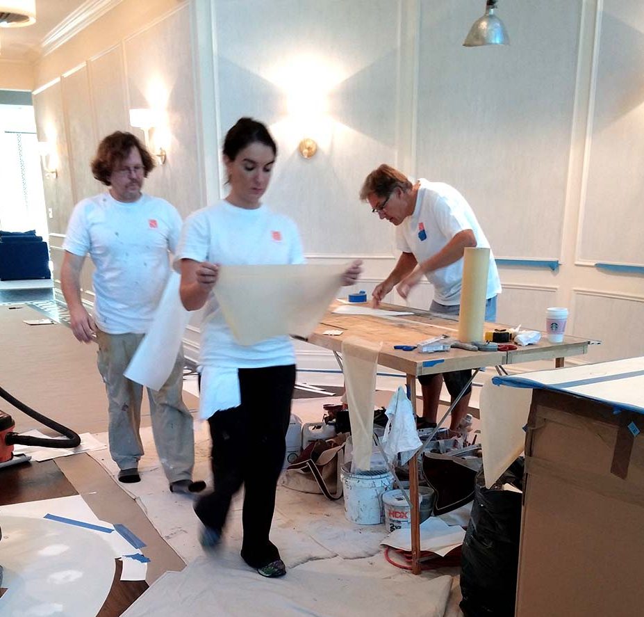 christianson-lee-studios-artist-team-at-work